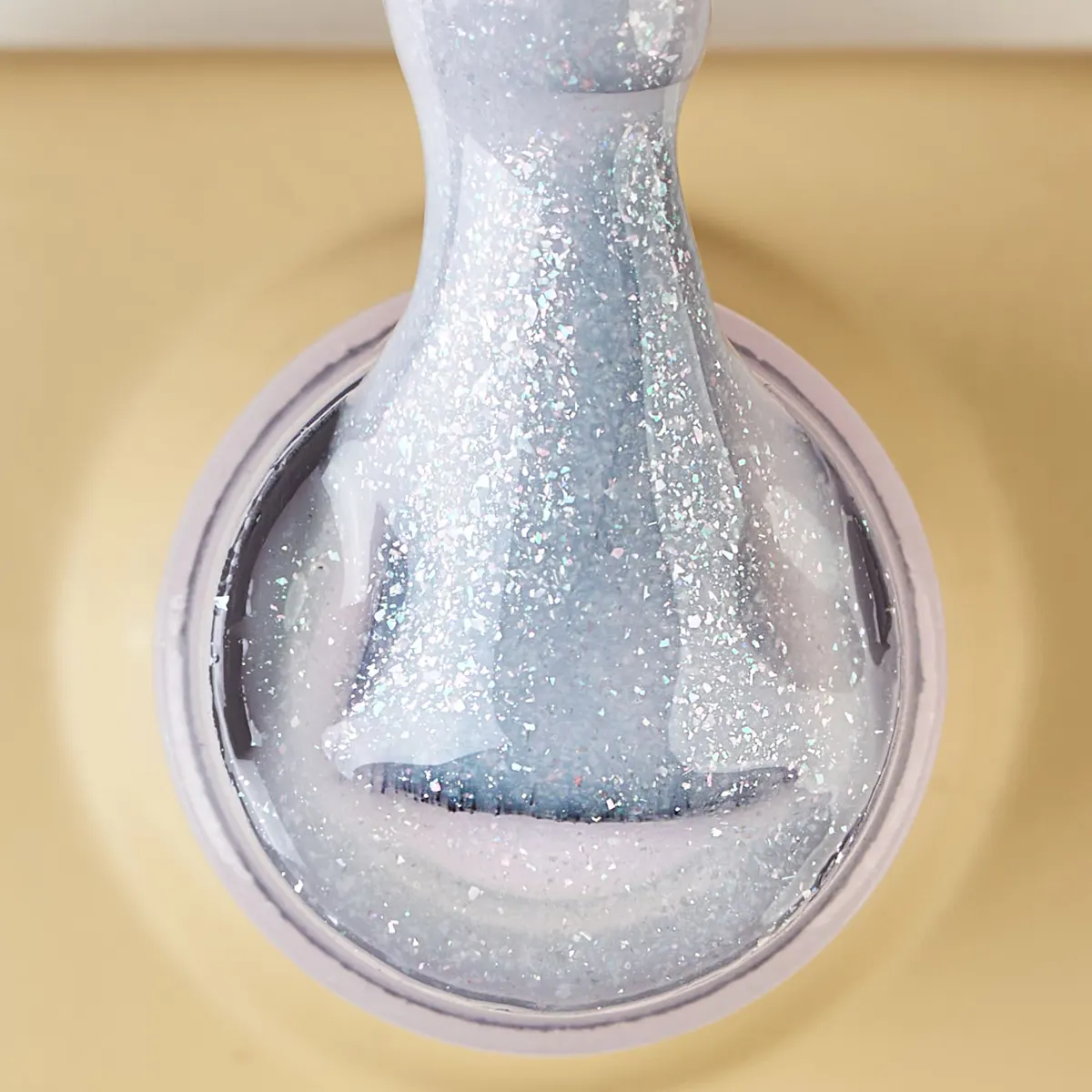 Rubber Base Everin White Lover 04 – Bază rubber Bleu-Gri cu Sclipici Irizat, HEMA & TPO Free, 15ml