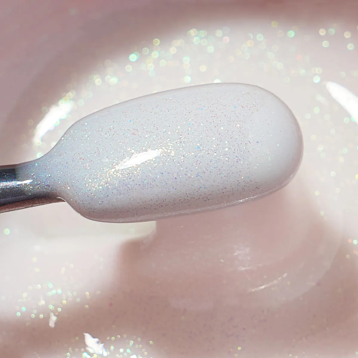 Gel Milky White - Shimmer Obsession Gel Everin 15gr cu Sclipici 04