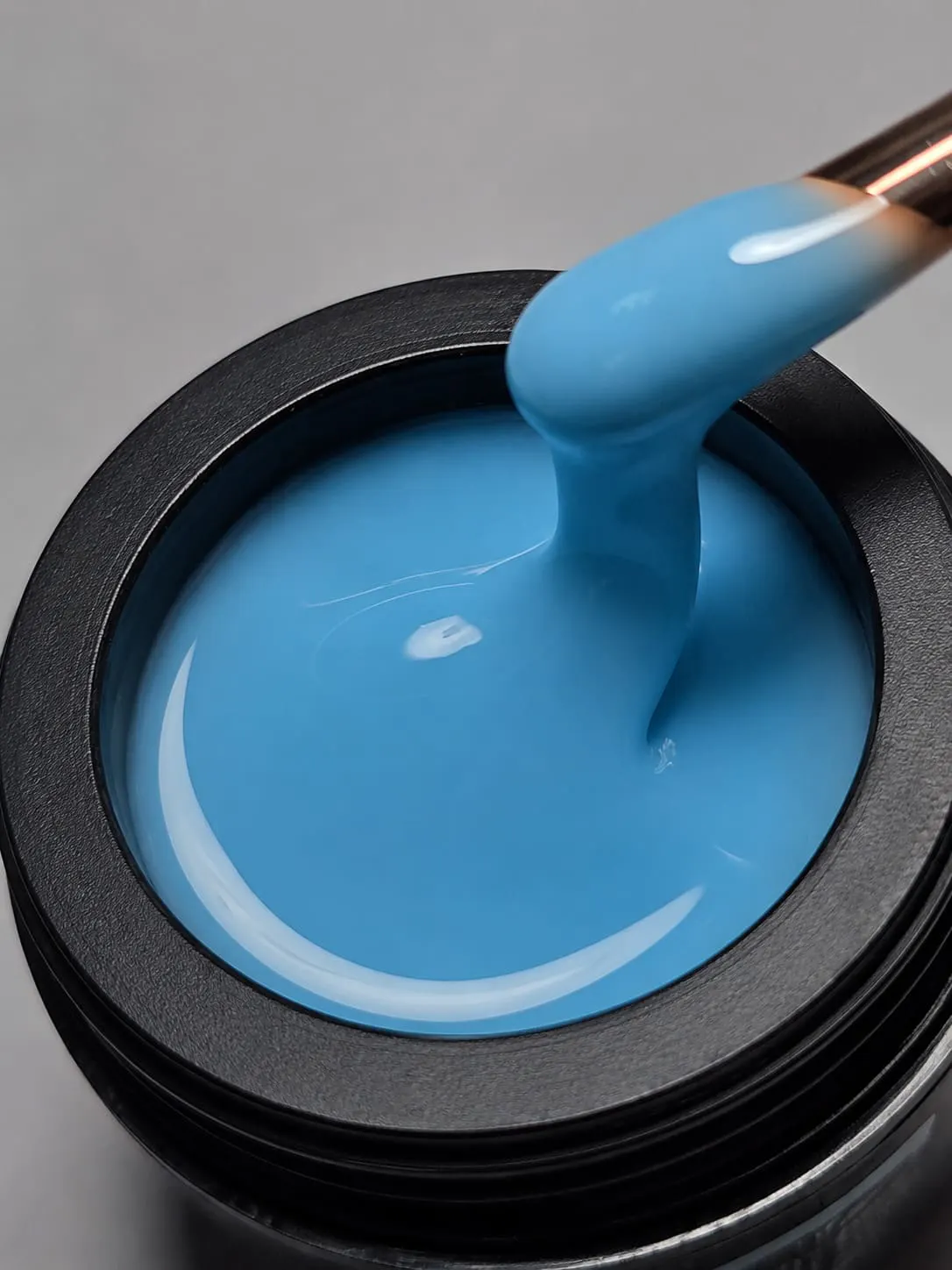 Gel Autonivelant Everin Candy Ombre 15gr - 04 - Gel Bleu Candy pentru Unghii