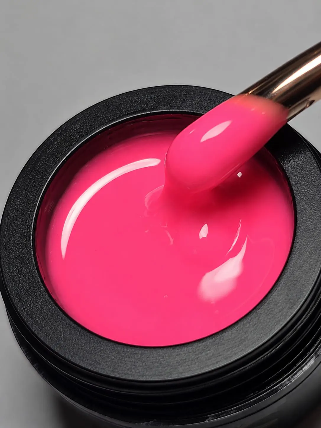 Gel Autonivelant Everin Candy Ombre 15gr - 05 - Gel Roz Neon pentru Unghii
