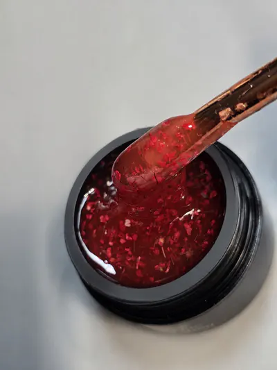 Gel Autonivelant Everin Petal Stories Ruby Red 15gr - Gel cu Flori Uscate