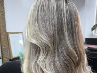 Natural Balayage · Coafură & Păr