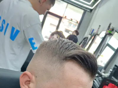 Imagine 5 · Barber
